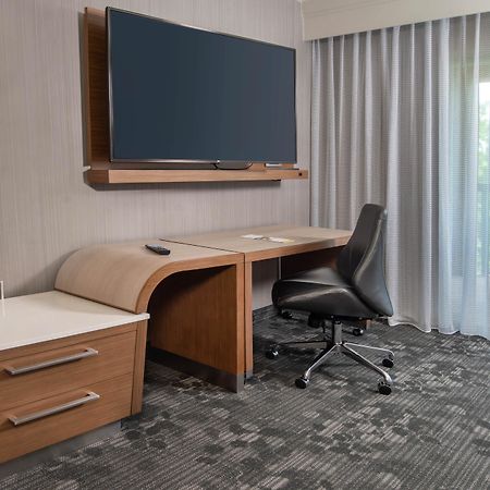 Sonesta Select Allentown Bethlehem Airport Exterior foto